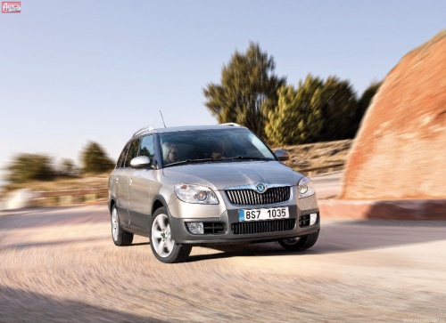 skoda-fabia_scout_2010_1600x1200_wallpaper_04preview.jpg